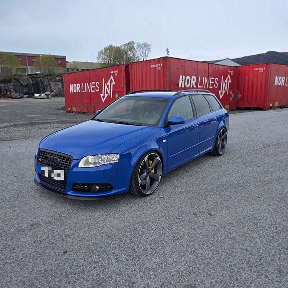 Audi A4 2 of 16