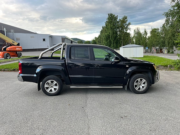 Volkswagen Amarok 2 of 5