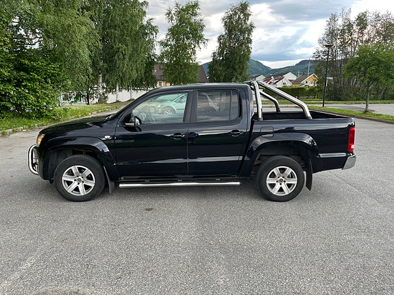 Volkswagen Amarok 3 of 5