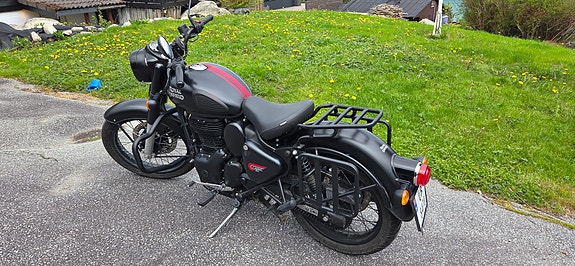 Royal Enfield Classic 350 4 of 5