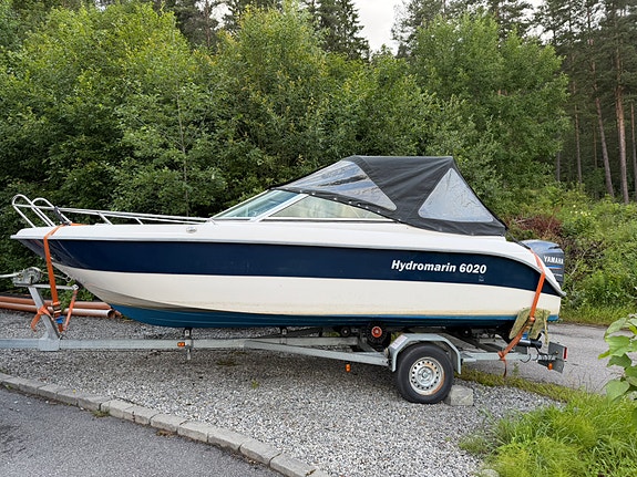 20 fot bowrider. Yamaha 115. Inkludert henger. 3 of 4