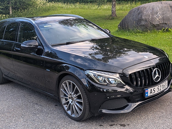 Mercedes-Benz C350 e 5 of 5