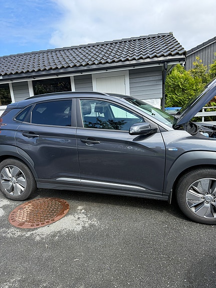 Hyundai Kona 4 of 5