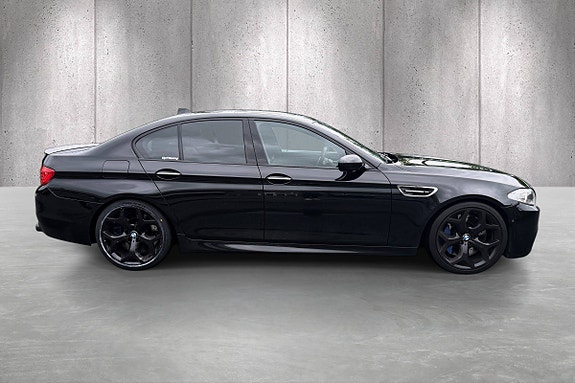 BMW M5 19 of 30