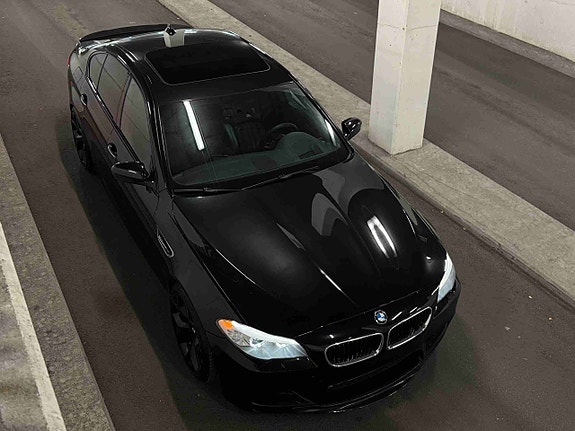 BMW M5 4 of 30