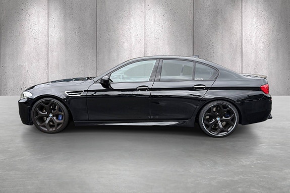 BMW M5 15 of 30
