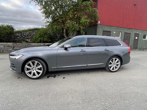 Volvo V90 3 of 5