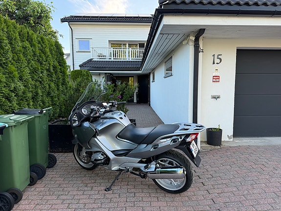 BMW R 1200 RT 2 of 5