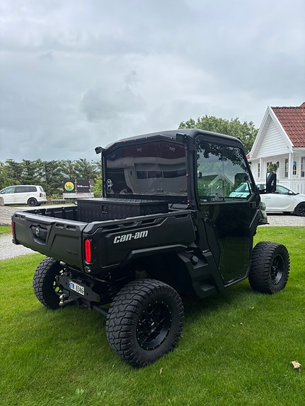 Can-Am Traxter XU HD9 5 of 5