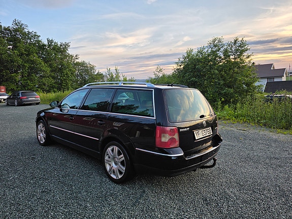 Volkswagen Passat 5 of 5