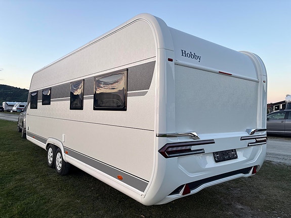Hobby 650 KFU PRESTIGE STEKEOVN / KØYER / TEPPER / FAMILIE VOGN!! / USB / 4 of 5