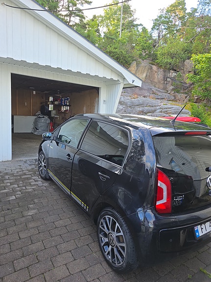 Volkswagen UP! 10 of 22