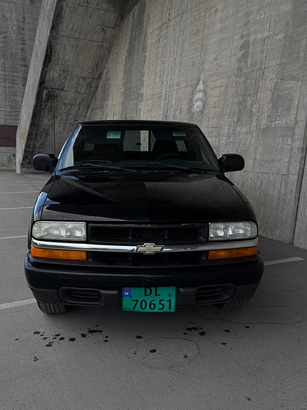 Chevrolet Pick-Up 4 of 5