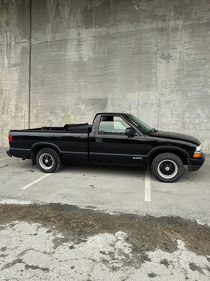 Chevrolet Pick-Up 5 of 5