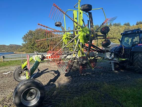 Claas Liner 2800 4 of 5