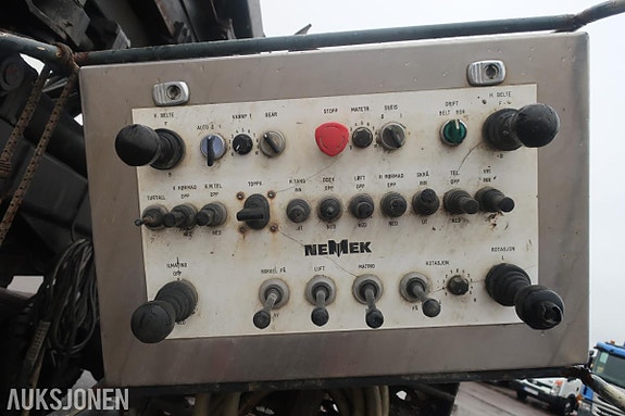 Andre Nemek 407TS 8 of 21