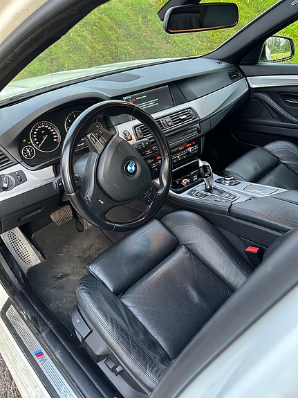 BMW 530d 5 of 5