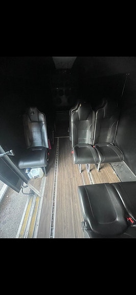 Mercedes-Benz Sprinter 318 10 of 16