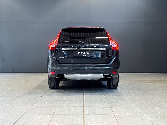 Volvo XC60 4 of 5
