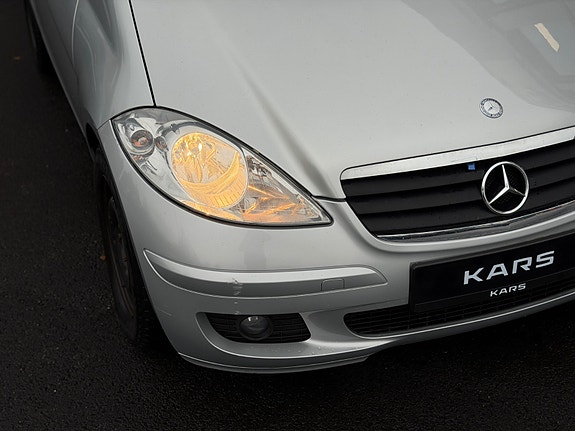Mercedes-Benz A-Klasse 3 of 5