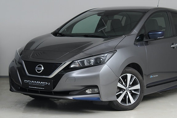 Nissan Leaf 3 of 5