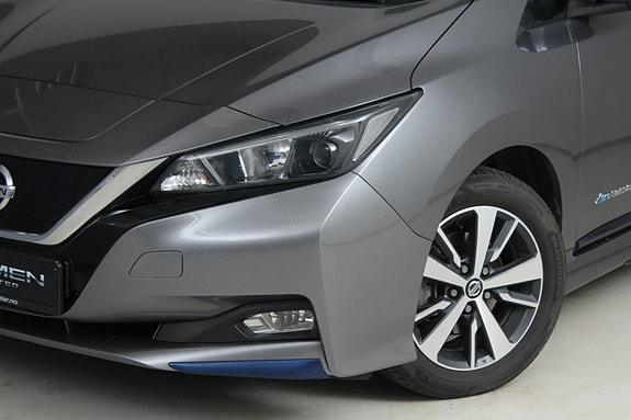 Nissan Leaf 5 of 5