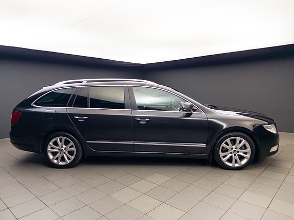 Skoda Superb 5 of 5
