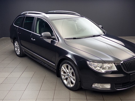 Skoda Superb 3 of 5