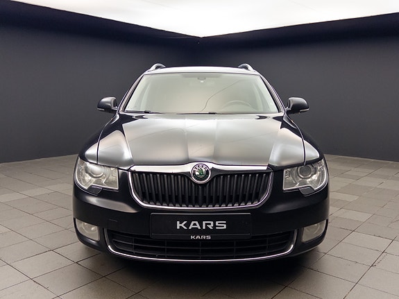 Skoda Superb 4 of 5