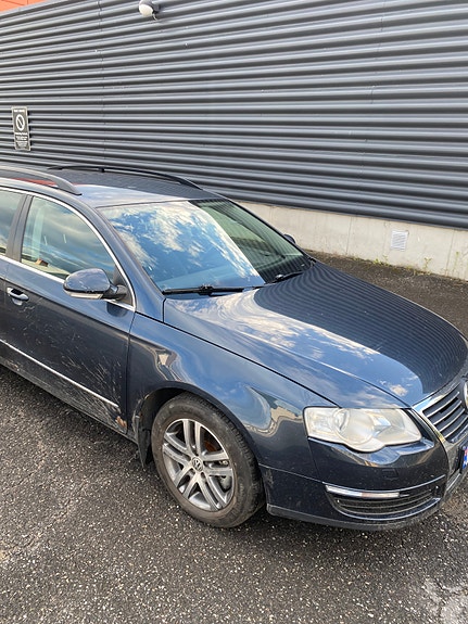 Volkswagen Passat 4 of 5