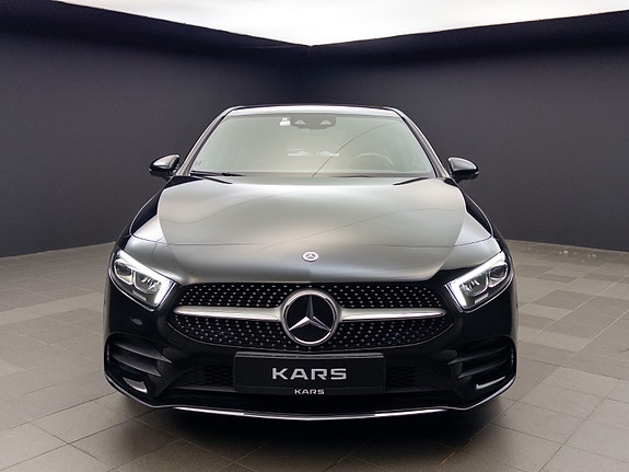 Mercedes-Benz A-Klasse 4 of 5