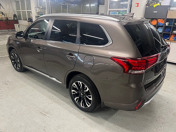Mitsubishi Outlander 5 of 5