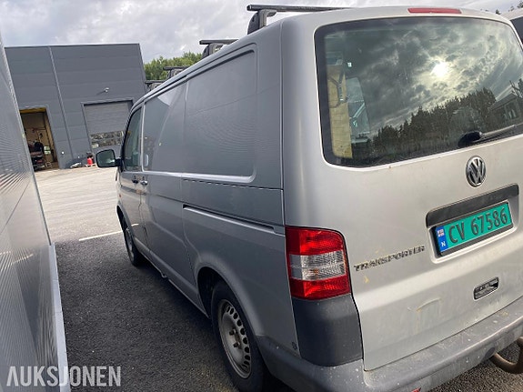 Volkswagen Transporter 3 of 5