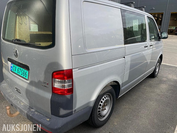 Volkswagen Transporter 4 of 5