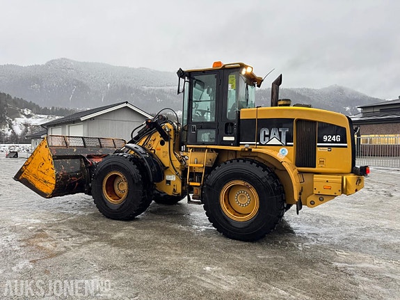Cat 924G 2 of 5