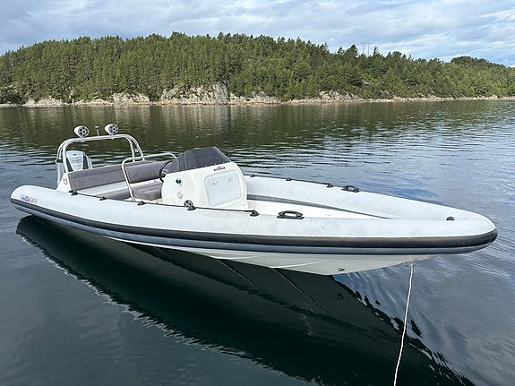 Hurtiggående RIB - Revenger 715 2 of 4