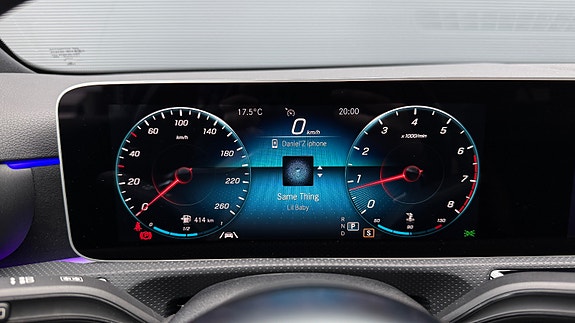 Mercedes-Benz A200 26 of 30
