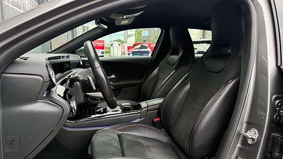 Mercedes-Benz A200 21 of 30