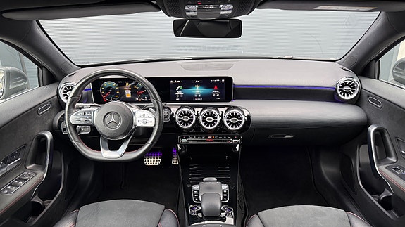 Mercedes-Benz A200 16 of 30
