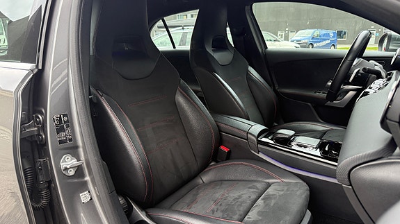 Mercedes-Benz A200 19 of 30