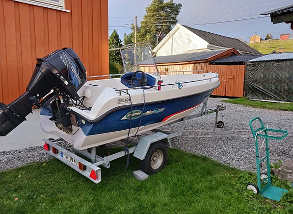 Viksund 420 med Tohatsu 30 hk EFI 2 of 5