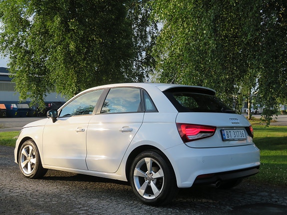 Audi A1 5 of 30