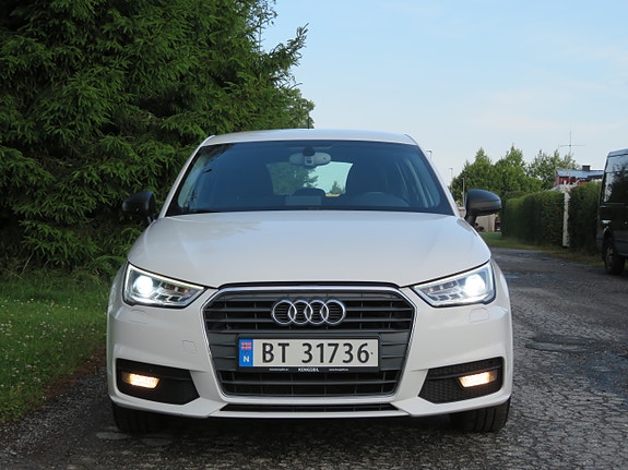 Audi A1 2 of 30