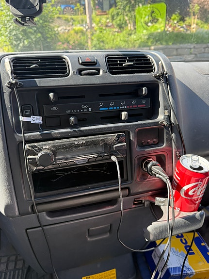Toyota HiAce 17 of 20