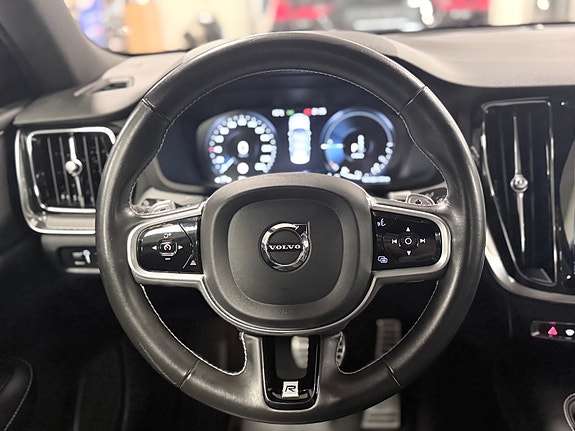 Volvo S60 17 of 29