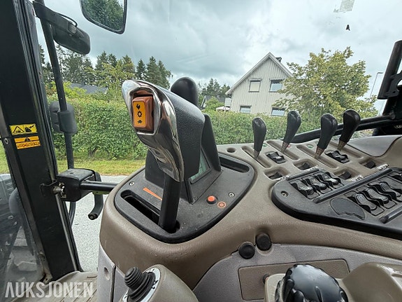 CASE IH MXU135 TRAKTOR MED STOLL ROBUST F36 FRONTLASTER 25 of 30