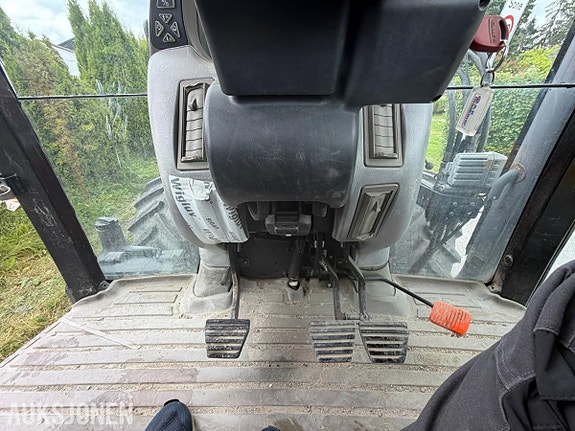 CASE IH MXU135 TRAKTOR MED STOLL ROBUST F36 FRONTLASTER 18 of 30