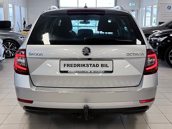 Skoda Octavia 3 of 5