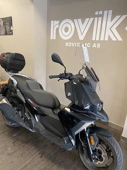 BMW C.400 X 3 of 4