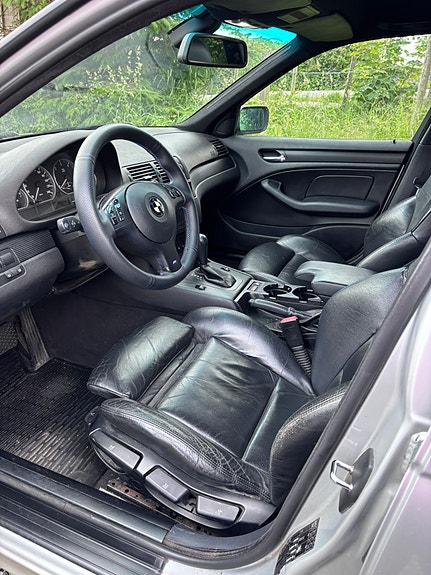 BMW 320d 5 of 5